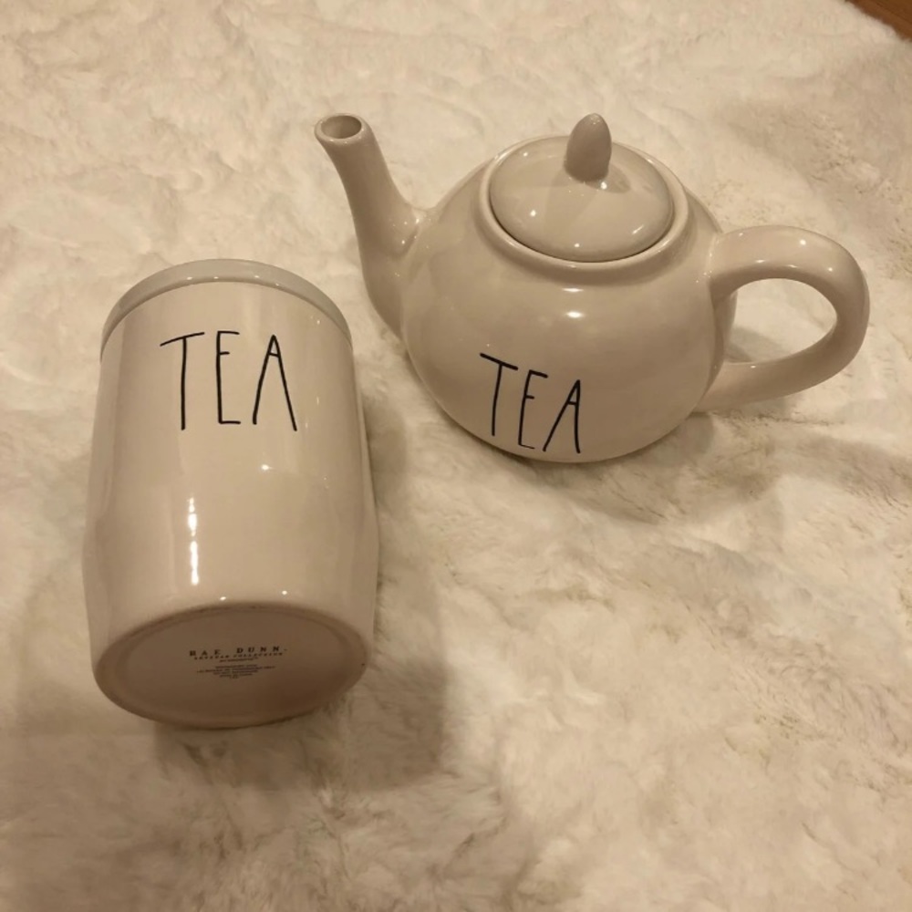 Rae Dunn tea set